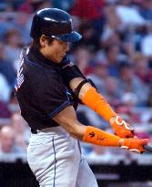 Shinjo hits two-run double